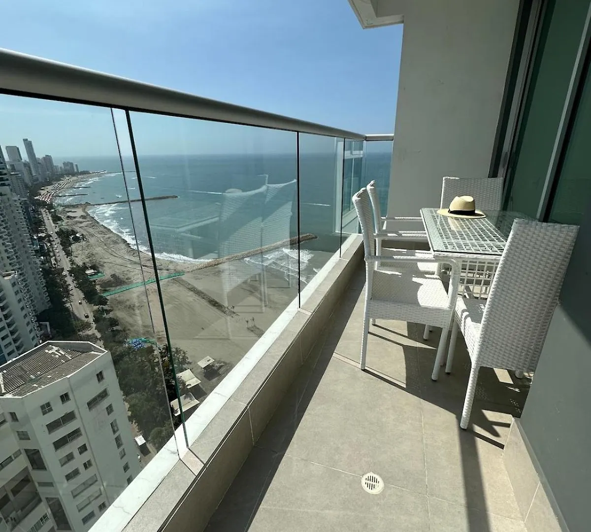Luxury Apartment On 28Th Floor - Seaview Cartagène 0*,