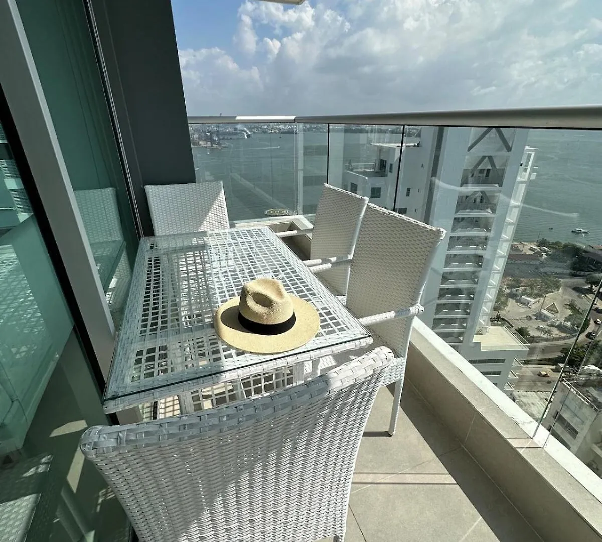 Luxury Apartment On 28Th Floor - Seaview Cartagène